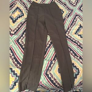 Lulu’s office pants. Gray. Barely worn in good condition.